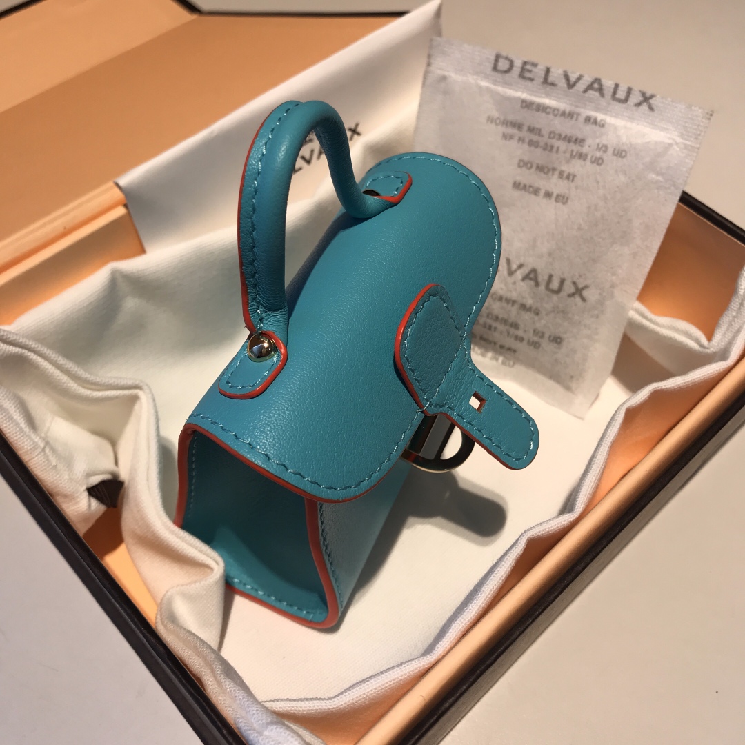 델보 브리앙 MM 박스백 미니